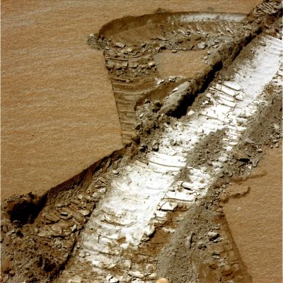 Salt? - Sol 842 (natural colors; credits: Dr G. Barca & Lunexit)
nessun commento
Parole chiave: Martian Surface - Rover Tracks and Salts