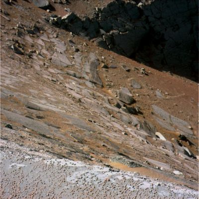 The Inner Rim of Victoria Crater - Sol 975 (True Colors; credits: Dr G. Barca)
nessun commento
Parole chiave: Victoria Crater - Inner Rim