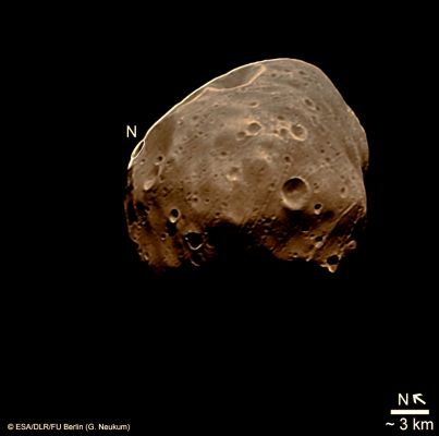 Approaching Phobos (natural colors; credits: Lunexit)
This image of Phobos was obtained by the Super Resolution Channel (or SRC, a part of the High Resolution Stereo Camera experiment) on board ESA’s Mars Express on 15 September 2008 (orbit 6042). 
The distance from the moon’s centre was 3718 km, and the image resolution is 34 m/pixel.
The original image has been corrected for mirror distortion.

Parole chiave: Mars Moons - Phobos