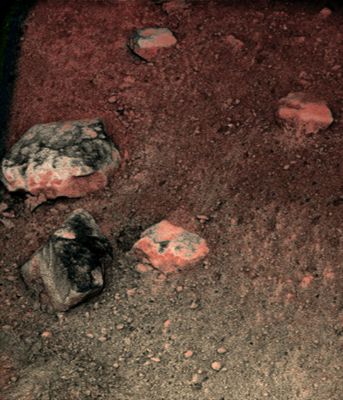 Half-Dusty and Half-Clean... - Sol 4 (detail mgnf/Superdefinition; credits: Dr M. Faccin)
nessun commento
Parole chiave: Martian Surface - Small bi-colored rocks