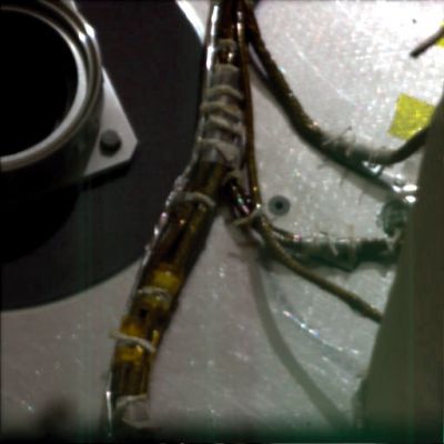 Small Cables and Wires - Sol 35 (natural colors; credits: Dr G. Barca)
nessun commento
Parole chiave: Spacecraft - Phoenix Lander - Wires