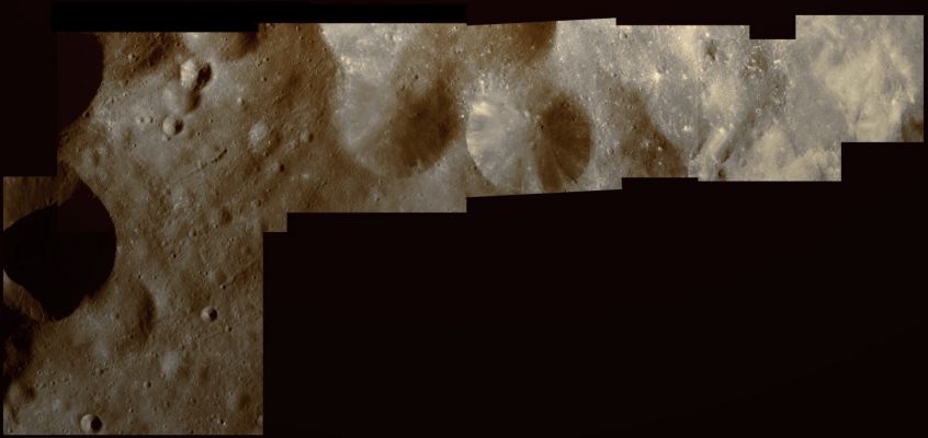 Phoebe (natural colors; credits: Lunexit)
nessun commento
Parole chiave: Saturn's Moon - Phoebe