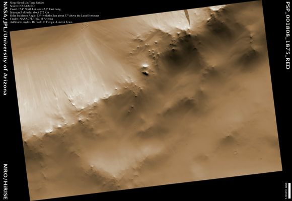Slope Streaks in Terra Sabaea (CTX Frame - Natural Colors; credits: Dr Paolo C. Fienga - Lunexit Team)
This observation shows part of the rim of an Unnamed Crater in the Terra Sabaea Region - Northern Hemisphere of Mars. 
Parole chiave: Mars from orbit - Slope Streaks - Terra Sabaea