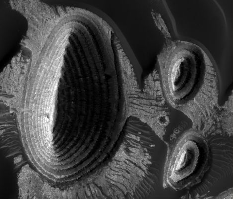 Unbelievable Surface Features... (credits: Dr G. Barca)
nessun commento
Parole chiave: Mars from orbit - Arabia Terra Region