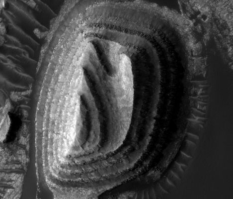 Unbelievable Surface Features... (credits: Dr G. Barca)
nessun commento
Parole chiave: Mars from orbit - Arabia Terra Region