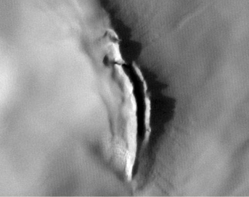 Possible Volcanic "Mouth", on Arsia Mons' Flank (EDM n.5 - credits for the additional process.: Dr Gianluigi Barca)
nessun commento
Parole chiave: Mars from orbit - Volcanoes - Arsia Mons - possible Recent/Active Mouth