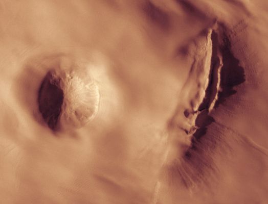 Possible Volcanic "Mouth", on Arsia Mons' Flank (EDM - RAW Natural Colors - credits for the additional process.: Dr Marco Faccin)
nessun commento
Parole chiave: Mars from orbit - Volcanoes - Arsia Mons - possible Recent/Active Mouth