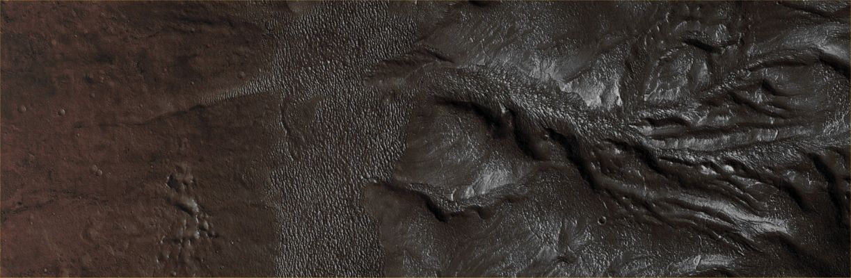 Features of Eastern Hellas Planitia (Absolute Natural Colors; credits for the additional process. and color.: Dr Paolo C. Fienga - Lunexit Team)
Mars Local Time: 14:31 (early afternoon)
Coord. (centered): 39,1° South Lat. and 113,0° East Long.
Spacecraft altitude: 274,9 Km (such as about 171,8 miles) 
Original image scale range: 55,0 cm/pixel (with 2 x 2 binning) so objects ~ 1 mt and 65 cm across are resolved
Map projected scale: 50 cm/pixel
Map projection: EQUIRECTANGULAR
Emission Angle: 25,0° 
Phase Angle: 27,1°
Solar Incidence Angle: 43° (meaning that the Sun is about 47° above the Local Horizon)
Solar Longitude: 331,0° (Northern Winter)
Credits: NASA/JPL/University of Arizona
Additional process. and coloring: Lunar Explorer Italia
Parole chiave: Mars from orbit - Eastern Hellas Planitia