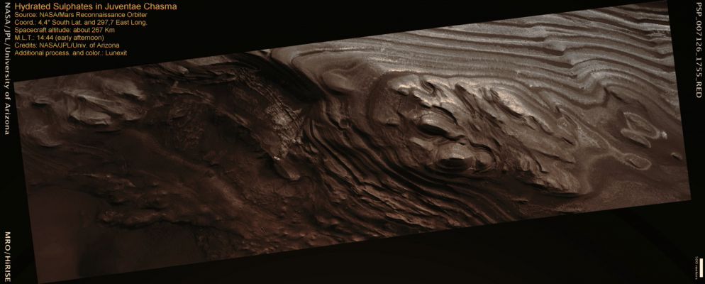 Features of Juventae Chasma (MULTISPECTRUM; credits: Lunexit)
Questa località è stata analizzata da molti Anomaly Hunters per via dell'esistenza di un PRESUNTO terrazzamento ripreso dalla Sonda Mars Express; un Terrazzamento che avrebbe dovuto (di)mostrare l’esistenza di una possibile cava (ergo di un'Opera Artificiale). 
Bene: eccoVi dunque una nuova immagine di Juventae Chasma, questa volta ottenuta dalla sonda MRO e finalmente ad Alta Definizione. 
Basterebbe lasciar parlare l’immagine, che più di mille parole può (chissà, forse purtroppo) per smentire una tale e colossale svista da parte della corrente complottista che vide nella elaborazione digitale ESA la prova provata dell'esistenza di una miniera laddove non c'è null'altro se non l'Opera della Natura (intrigante e selvaggiamente ammiccante, MA SEMPRE E SOLO NATURA!). 

È verissimo che solo chi fa sbaglia, ma se è vero che a volte si sbaglia anche a non fare, cogliamo questa occasione per analizzare meglio la base di partenza di questa vicenda. 

Tutto è nato dalle parole che troviamo nel libro dell’Ing. Piccaluga (che salutiamo) il quale, dopo aver teorizzato che tali pareti siano lavorate in modo troppo simmetrico e regolare per essere "naturale", mostra come controprova (anzi, come “prova che non avrei mai voluto trovare”) il frame Mars Global Surveyor MOC2-433. 
Parafrasando il testo dell’Ingegnere, questo frames MGS, pur riprendendo la sagoma del sito, non mostra più i terrazzamenti; la cava è diventata un rilievo assolutamente piatto (e naturale), e quindi non resta che “prendere atto che l’immagine è stata contraffatta completamente (…) non c’è altra spiegazione”. 

Ma attenzione: occorre precisare che ci sono anche altre due ipotesi da considerare: o i terrazzamenti sono stati aggiunti dall’ESA (!), o i lavori, la scritta e la cava sono stati eseguiti nell’arco di un anno (la pseudo foto ESA è del 26 marzo 2004). 
Insomma, il sito artificiale è troppo evidente, la corrente liberale dell’ESA ha deciso di “lasciare al loro destino la NASA ed i suoi ingannevoli trucchi fotografici” e, per il Caro Ingegnere, “rimane inaccettabile che un Ente tanto prestigioso possa aver operato in modo così scorretto”. 

Parole dure, forse condivise da altri Scrittori ed Appassionati, ma anche ingannevoli, come le "pseudo-foto" dell'ESA. 
E si, INGANNEVOLI, poichè - diremmo capziosamente - lo scenario sopra delineato non contempla una terza (e diremmo ESSENZIALE) possibilità: l’errore umano dello Scrittore. La "svista", insomma...

Non entrando nel merito delle analisi che mostrerebbero la presunta cava (qui ben visibile come mai...) visto la difficoltà di analisi dei frames orbitali e della loro intrinseca ambiguità (tutti possono vederci tutto ed il suo contrario) dobbiamo evidenziare la svista riferita al frame Mars Global Surveyor come mezzo di prova. 
Ebbene quel frame mostra - semplicemente - un altro rilievo, nulla di più… E comunque quel frame sarebbe stato realmente anomalo qualora avesse effettivamente mostrato i terrazzamenti in questione, semmai.

Non solo: la “scorretta NASA”, in realtà e sempre con la sonda MGS, aveva già mostrato (e ben prima dell’ESA!) proprio il rilievo controverso ora in questione: eccovi date e seriali, per Vostra opportuna informazione

16 Ottobre 2000 frame M12-00299 
30 Settembre 2003 frame E23- 01035 (con un bel dettaglio della inesistente miniera) 
27 Settembre 2004 frame R12-00618 
13 Aprile 2006 frame S05-01549 

Che dire quindi?

Lasciando la parola ancora al Caro Ingegnere leggiamo che “resto, fino a prova contraria, fermo nella convinzione che gli Americani abbiano cancellato le tracce di un sito artificiale (…) la mia sincera speranza è che ci sia una spiegazione a quanto osservato”. 

Giusto.

Speriamo quindi di aver fatto una cosa gradita a TUTTI mostrandoVi svariati, possibili e PLAUSIBILI spunti, scenari e riferimenti i quali, nel loro insieme, costituiscano un'adeguato back-ground per un'auspicabile - e, nei confronti della Ricerca e dei Ricercatori del Futuro (Ricerca e Ricercatori con la "R" maiuscola...) - opportuna ed onesta “errata corrige”. 

O no?!?
Parole chiave: Mars from orbit - Juventae Chasma Region