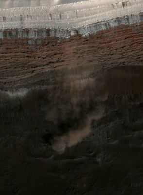 Caught in the Act: Martian Landslides (Natural Colors; credits: NASA & Lunexit)
nessun commento
Parole chiave: Mars from orbit - North Polar Regions - Landslides