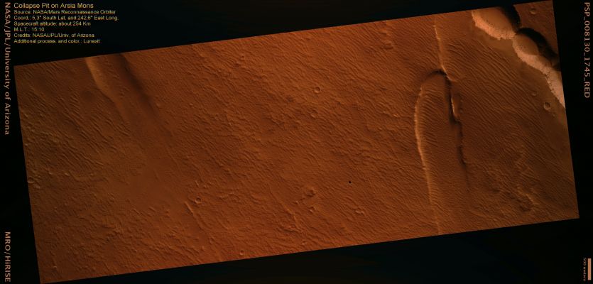 Small but deep Collapse Pit, North of Arsia Mons (context frame - MULTISPECTRUM; credits: Lunexit)
nessun commento
Parole chiave: Mars from orbit - Collapse Features - Tharsis Region