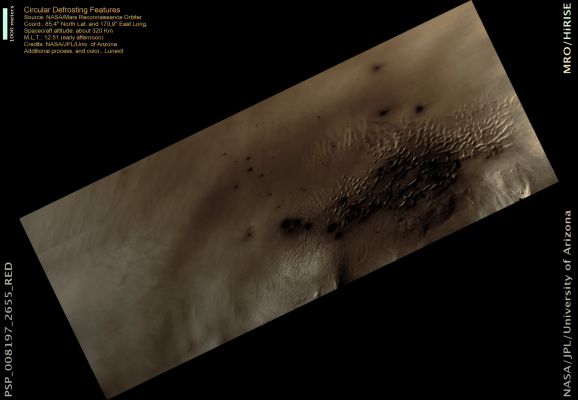 Circular Defrosting Feature (MULTISPECTRUM-2; credits: Lunexit)
nessun commento
Parole chiave: Mars from orbit - North Polar Region - Defrosting Surface Feature