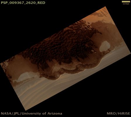 Aeolian Source Layers exposed in Northwestern Abalos Scopuli (possible True Colors; credits: Lunar Explorer Italia)
Mars Local Time: 14:25 (early afternoon)
Coord. (centered): 81,7° North Lat. and 282,6° East Long.
Spacecraft altitude: 320,1 Km (such as about 200,1 miles) 
Original image scale range: 32 cm/pixel (with 1 x 1 binning) so objects ~96 mt across are resolved 
Map projected scale: 25 cm/pixel 
Map projection: EQUIRECTANGULAR 
Emission Angle: 5,7° 
Phase Angle: 54,5°
Solar Incidence Angle: 59° (meaning that the Sun is about 31° above the Local Horizon)
Solar Longitude: 103,9° (Northern Summer)
Credits: NASA/JPL/University of Arizona
Additional process. and coloring: Lunar Explorer Italia
Parole chiave: Mars from orbit - Dunes - Abalos Scopuli