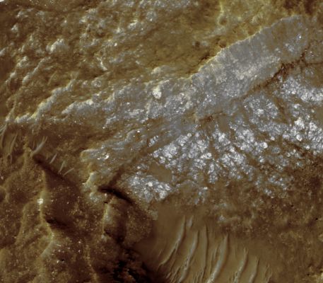 Deep Rocks Unveiled at Bonestell Crater (edm; natural colors; credits: Lunexit)
This edm (437x500 mt or 479x547 yards) of the HiRISE image shows a portion of Bonestell's Central Peak. HiRISE reveals details in the structure and color of these deep rocks that will help scientists decipher the origin and history of the Northern Lowlands.
Parole chiave: Mars from orbit - Craters - Bonestell Crater