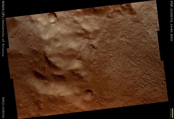 Olivine Deposits (possible True Colors; credits: Lunar Explorer Italia)
Mars Local Time: 15:38 (middle afternoon)
Coord. (centered): 16,1° South Lat. and 133,7° East Long.
Spacecraft altitude: 259,9 Km (such as about 162,5 miles) 
Original image scale range: 26 cm/pixel (with 1 x 1 binning) so objects ~1,04 mt across are resolved 
Map projected scale: 25 cm/pixel
Map projection: EQUIRECTANGULAR 
Emission Angle: 3,2° 
Phase Angle: 61,9°
Solar Incidence Angle: 64° (meaning that the Sun is about 26° above the Local Horizon)
Solar Longitude: 128,9° (Northern Summer)
Credits: NASA/JPL/University of Arizona
Additional process. and coloring: Lunar Explorer Italia
Parole chiave: Mars from orbit - Olivine Deposits