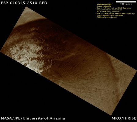 Unnamed Crater in Vastitas Borealis (Natural Colors; credits: Lunar Explorer Italia)
nessun commento
Parole chiave: Mars from orbit - Craters - Unnamed Crater in Vastitas Borealis