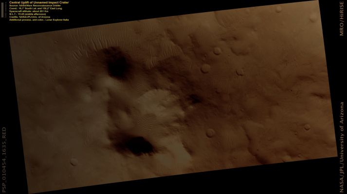 Central Uplift of Unnamed Impact Crater (Natural Colors; credits: Lunar Explorer Italia)
nessun commento
Parole chiave: Mars from orbit - Craters - Unnamed Crater