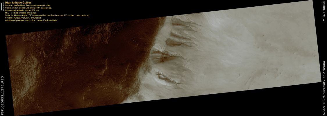 High-Latitude Gullies (Natural Colors; credits: Lunar Explorer Italia)
nessun commento
Parole chiave: Mars from orbit - Gullies - Terra Sirenum Region
