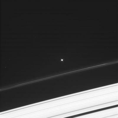 Pandora?
Caption NASA:"N00111362.jpg was taken on May 30, 2008 and received on Earth May 31, 2008. The camera was pointing toward PANDORA, and the image was taken using the CL1 and CL2 filters. This image has not been validated or calibrated".
Parole chiave: Saturn's Moons - Pandora