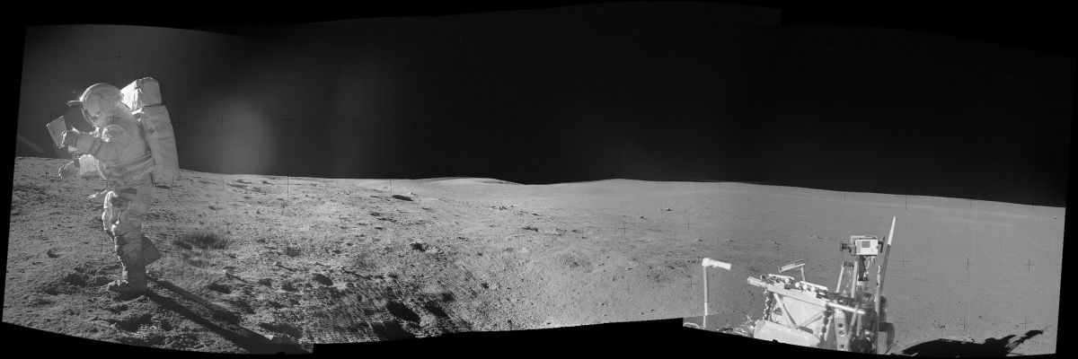 From AS 14-64-9089 until 9095 (EVA-2; Station B1) 
nessun commento
Parole chiave: Lunar Panorama