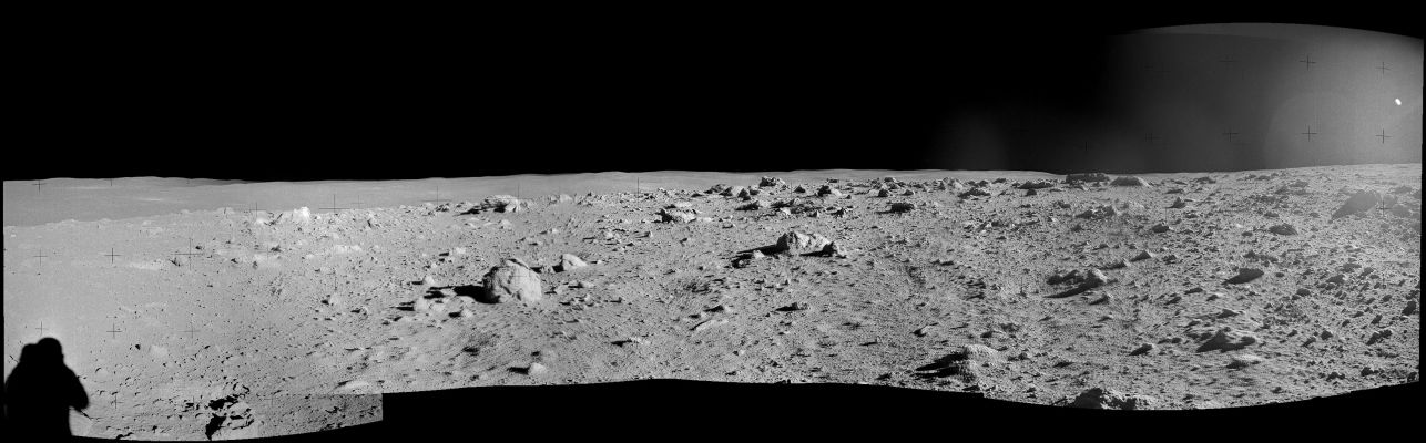 From AS 14-64-9099 until 9108 (EVA-2; Station C1, Saddle Rock and the Rim of Cone Crater)
nessun commento
Parole chiave: Lunar Panorama - Station C1