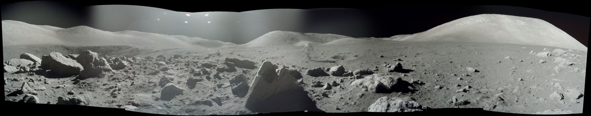 From AS 17-145-22159 until 22170 - Station 5 Panorama
nessun commento
Parole chiave: Moon Panorama