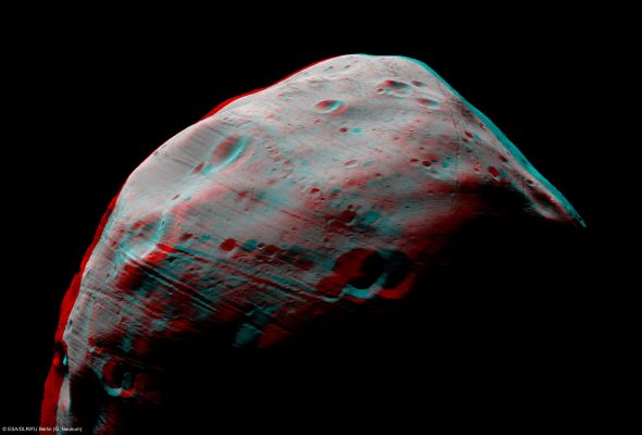 Phobos in 3D (red-cyan anaglyph)
Caption ESA:"On July 23, 2008, the High Resolution Stereo Camera on board ESA’s Mars Express took the highest-resolution full-disc image yet of the surface of the moon Phobos. 
This image data was acquired from a distance of about 97 Km with a spatial resolution of about 3,7 m/pixel".
Parole chiave: Mars' Moon - Phobos