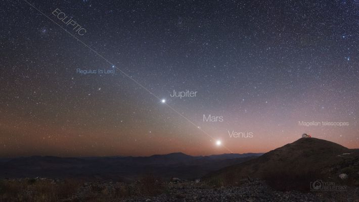 Morning Planets
Canis Major (Overdog)

   The great Overdog,
   That heavenly beast
   With a star in one eye,
   Gives a leap in the east.

   He dances upright
   All the way to the west
   And never once drops
   On his forefeet to rest.

   I'm a poor underdog,
   But tonight I will bark
   With the great Overdog
   That romps through the dark.

By Robert Frost (1874-1963)

Parole chiave: Planets