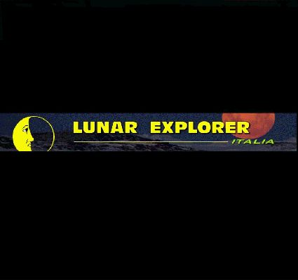 Look: a "Pseudo-UFO"!!! (GIF-Movie - credits: Dr Gianluigi Barca)
Grazie all'ottimo Lavoro del Dr Gigi Barca, ecco che possiamo illustrarVi in maniera precisa, puntuale ed adeguata un nuovo (e triste) esempio di (dis)informazione becera e malfatta: molti Appassionati, infatti, spinti dalle solite (in un sol tempo sensazionalistiche e clamorosamente superficiali) dichiarazioni di qualche "pseudo-ricercatore", starebbero osservando lo "sbuffo" (!) lasciato da un'astronave che si allontana dall'Anello "G" di Saturno.

Ebbene NO: SBAGLIATO! A costo di risultare - purtroppo è così... - "antipatici" a molti, dobbiamo fare ancora una volta i de-bunkers. "Sbuffo" di plasma-energia (alla Star-Trek)? 

No, cari Amici. Proprio no.

Si tratta del solito effetto prismatico che si produce quando la luce proveniente da un corpo molto luminoso (ivi, ipotizziamo, Rhea od Encelado - o, comunque, una luna di Saturno, e questo lo capirebbe anche uno studente di Astronomia alle primissime armi...) passa attraverso la porzione esterna delle ottiche che lo riprendono.

Osservare l'Universo è bellissimo; cercare il Mistero nell'Universo, si sa, fa parte della Natura dell'Uomo. 

Così come fa pure parte della Natura Umana (per lo meno: della Natura di alcuni...) lo "sparare scemenze" senza neppure pensare un attimo a ciò che si guarda ed a ciò che si dice.

Peccato. Peccato perchè è sempre facendo così che si crea ignoranza e delusione. Certo, "smontando", "razionalizzando" e "spiegando" - come tentiamo di fare noi - non si matura molta "audience" ma, detto sinceramente, di un'audience che poggia sul "niente", in fondo, a noi non importa nulla.

Un grande complimento al Dr Barca per l'ennesimo OTTIMO Lavoro!


Parole chiave: GIF-Movie