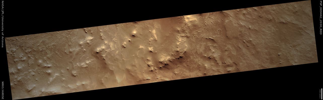 Antoniadi Crater (possible True Colors; credits: Lunar Explorer Italia)
Mars Local Time: 15:22 (early afternoon)
Coord. (centered): 22,9° North Lat. and 53,5° East Long.
Spacecraft altitude: 282,0 Km (such as about 176,2 miles) 
Original image scale range: 56,4 cm/pixel (with 1 x 1 binning) so objects ~1,69 mt across are resolved 
Map projected scale: 50 cm/pixel 
Map projection: EQUIRECTANGULAR 
Emission Angle: 0,3° 
Phase Angle: 46,1°
Solar Incidence Angle: 46° (meaning that the Sun is about 44° above the Local Horizon)
Solar Longitude: 106,5° (Northern Summer)
Credits: NASA/JPL/University of Arizona
Additional process. and coloring: Lunar Explorer Italia
Parole chiave: Mars from orbit - Craters - Antoniadi Crater