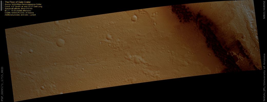 Crater Floor and Central Mound in Gale Crater (Natural Colors; credits for the additional process. and color.: Dr Paolo C. Fienga - Lunar Explorer Italia)
nessun commento
Parole chiave: Mars from orbit - Craters - Gale Crater