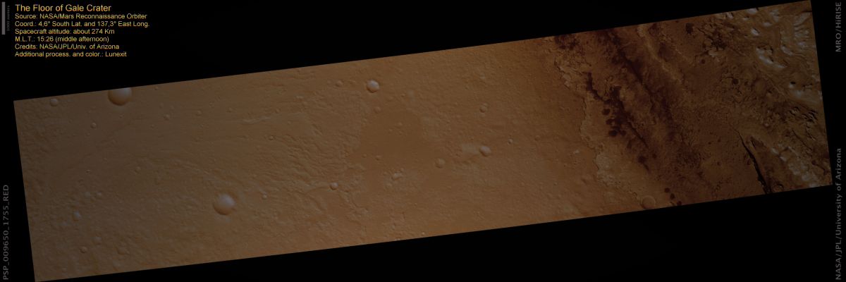 Crater Floor and Central Mound in Gale Crater (natural colors; credits: Lunexit)
nessun commento
Parole chiave: Mars from orbit - Craters - Gale Crater