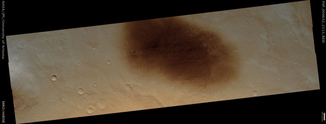 Olivine Deposits (possible True Colors; credits: Lunar Explorer Italia)
Mars Local Time: 15:25 (early afternoon)
Coord. (centered): 31,0° North Lat. and 79,6° East Long.
Spacecraft altitude: 289,5 Km (such as about 180,9 miles) 
Original image scale range: 29,0 cm/pixel (with 1 x 1 binning) so objects ~57,9 cm across are resolved 
Map projected scale: 25 cm/pixel 
Map projection: EQUIRECTANGULAR 
Emission Angle: 6,4° 
Phase Angle: 39,7°
Solar Incidence Angle: 46° (meaning that the Sun is about 44° above the Local Horizon)
Solar Longitude: 114,0° (Northern Summer)
Credits: NASA/JPL/University of Arizona
Additional process. and coloring: Lunar Explorer Italia
Parole chiave: Mars from orbit - Olivine Deposits