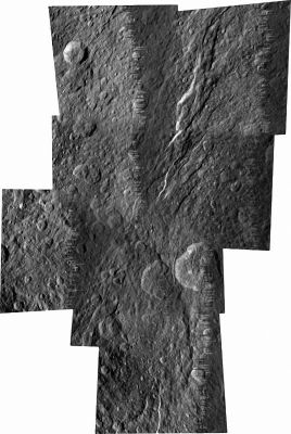 Rhea (Image-Mosaic; credits: Dr G. Barca)
In attesa che la NASA faccia di meglio (se non altro pubblicamente)...
Parole chiave: Saturn's Moon - Rhea