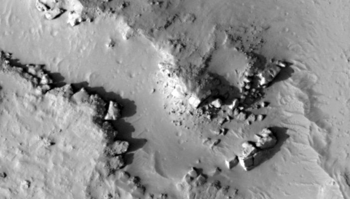 Unusually-looking Surface  Features on Mars (EDM from ESP 038184-1815-40)
nessun commento
Parole chiave: Mars Panorama - Controversial