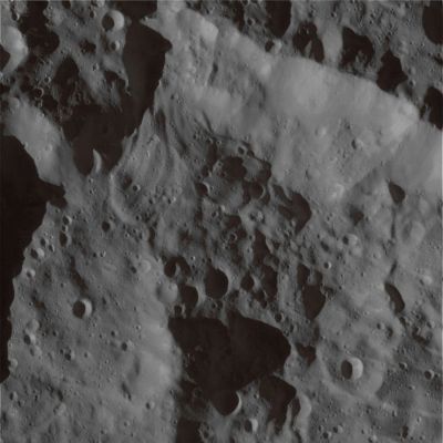 The Mountains of Rhea (natural colors; elab. Lunexit)
Caption NASA:"N00090987.jpg was taken on August 30, 2007 and received on Earth August 30, 2007. 
The camera was pointing toward RHEA that, at the time, was  approx. 8.263 Km away, and the image was taken using the CL1 and CL2 filters. 
This image has not been validated or calibrated
Parole chiave: Saturn's Moons - Rhea