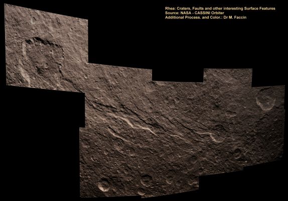 Rhea (Image-Mosaic and Natural Colors; credits: Dr M. Faccin)
E questo image-mosaic, infine, oltre che ai Ragazzi di Pasadena ed allo Space Science Institute, lo dedichiamo anche ai Curatori della prestigiosa Rubrica "NASA - Picture of the Day" (caso mai avessero voglia di pubblicare qualcosa di VERAMENTE spettacolare, eseguito a Regola d'Arte e, soprattutto, di grandissimo valore tecnico e didattico).

Grandissimi Complimenti a Marco Faccin e Gianluigi Barca per i loro grandissimi sforzi (questo mosaico è costato poco più di due ore di lavoro), i quali vengono SEMPRE coronati da - a dire poco - grandissimi risultati (ancorchè detti risultati sono conosciuti e riconosciuti, purtroppo, solo da pochissimi...).
Parole chiave: Saturn's Moon - Rhea
