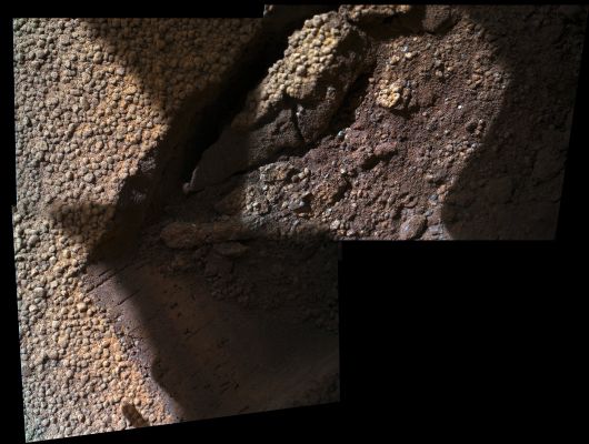 Digging at Rocknest - Sol 66 (Natural Colors; credits for the additional process. and color.: Elisabetta Bonora and Marco Faccin/Lunar Explorer Italia/Italian Planetary Foundation)
nessun commento
Parole chiave: Martian Surface - Gale Crater - Proximities of the Rocknest Site