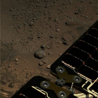 Spirit's "extremely clean" Solar-Panels - Sol 11 (Natural Colors; credits: Dr G. Barca)
nessun commento
Parole chiave: Spacecraft - MER Spirit - Solar Panel and Surface