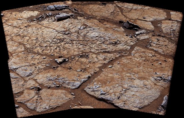 The "Paving" of Yellowknife Bay - Sol 162 (an Image-Mosaic in Enhanced Natural Colors; credits for the additional process. and color.: Elisabetta Bonora and Marco Faccin/Lunar Explorer Italia/Italian Planetary Foundation)
nessun commento
Parole chiave: Martian Surface - Martian Paving - Gale Crater/Yellowknife Bay