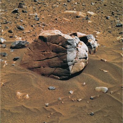 Unusually-looking Boulder - Sol 46 (possible true colors; credits: Dr G. Barca)
nessun commento
Parole chiave: Martian Surface - Big Boulder