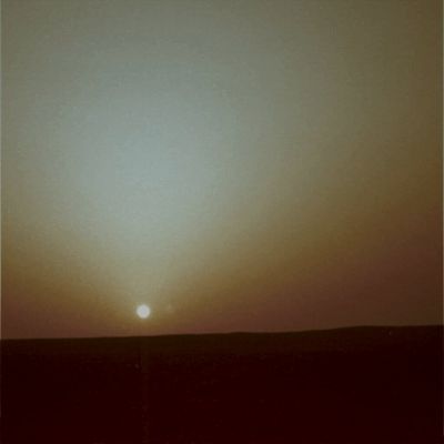 Sparks in the Sunset - Sol 67 (possible True Colors; credits: Lunar Explorer Italia)
nessun commento
Parole chiave: Martian Sunset