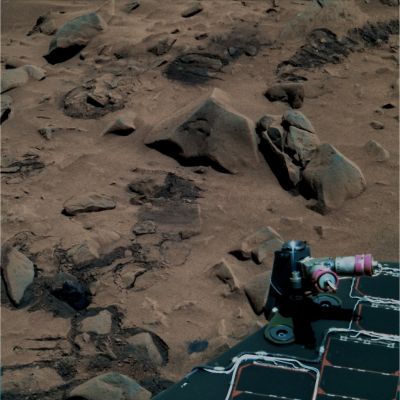 Heavily Disturbed Terrain - Sol 69 (possible True Colors; credits: Dr G. Barca)
nessun commento
Parole chiave: Martian Surface - Disturbed Terrain