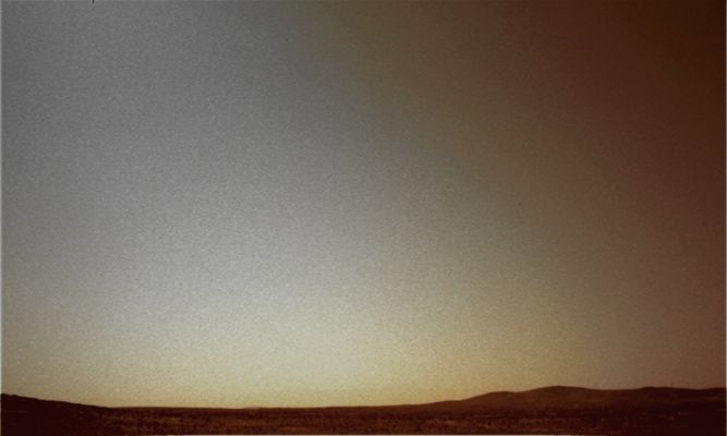 Gusev Skyline - Sol 91 (possible True Colors; credits: Lunar Explorer Italia)
Left Navigation Camera Non-linearized Sub-frame EDR acquired on Sol 91 of Spirit's mission to Gusev Crater at approximately 09:29:22 Mars Local Solar Time.
Parole chiave: Mars Panorama - Gusev Crater