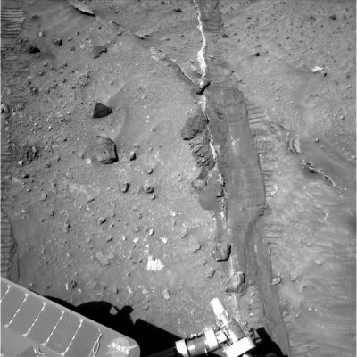 Rover tracks and old salt... (2) - Sol 1016
nessun commento
Parole chiave: Martian Soil