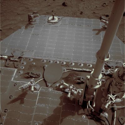 Spirit's "Solar Panels" - Sol 1221
nessun commento
Parole chiave: MER Spirit - Solar panels