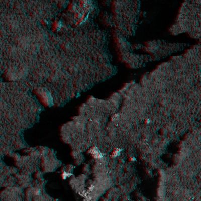 Possible Evidence of a Martian "Shell-like" Lifeform - Sol 177 (3D - CTX Frame; credits: Dr A. Feltri)
Note e commenti sulla "conchiglietta Ginny", a cura del nostro Amico e Partner, Dr Alessio Feltri:"...Come potrete facilmente notare con gli occhialini appositi, la presunta rotondit� spiraliforme e globulosa "da conchiglia" � solo un effetto ottico, dovuta alla scarsa risoluzione ed all'uso del colore. Trattasi delle solite "placchette" (o croste) biancastre, quelle s� globulose in superficie, reperibili anche in altri punti di questo e altri frame. Una piccola fenditura interna ha fatto il resto, facendo pensare a cose che il cervello aveva gi� visto in precedenza..."
Parole chiave: 3D - Mars - Gusev Crater - Controversial