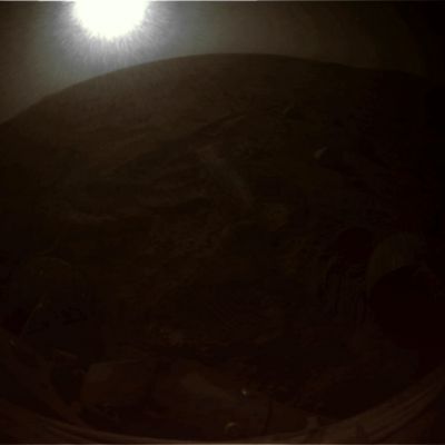 Up-Sun - Sol 1826 (Natural Colors; credits: Lunar Explorer Italia)
nessun commento
Parole chiave: Postcard from Mars