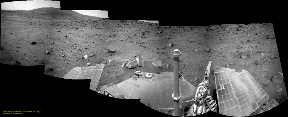 Looking at the Past - Sol 1830 (an Image-Mosaic by Elisabetta Bonora/Lunexit Team)
nessun commento
Parole chiave: Mars Panorama - Gusev Crater - Husband Hill
