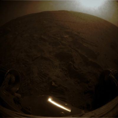 Up-Sun - Sol 1833 (Natural Colors; credits: Lunar Explorer Italia)
nessun commento
Parole chiave: Postcard from Mars